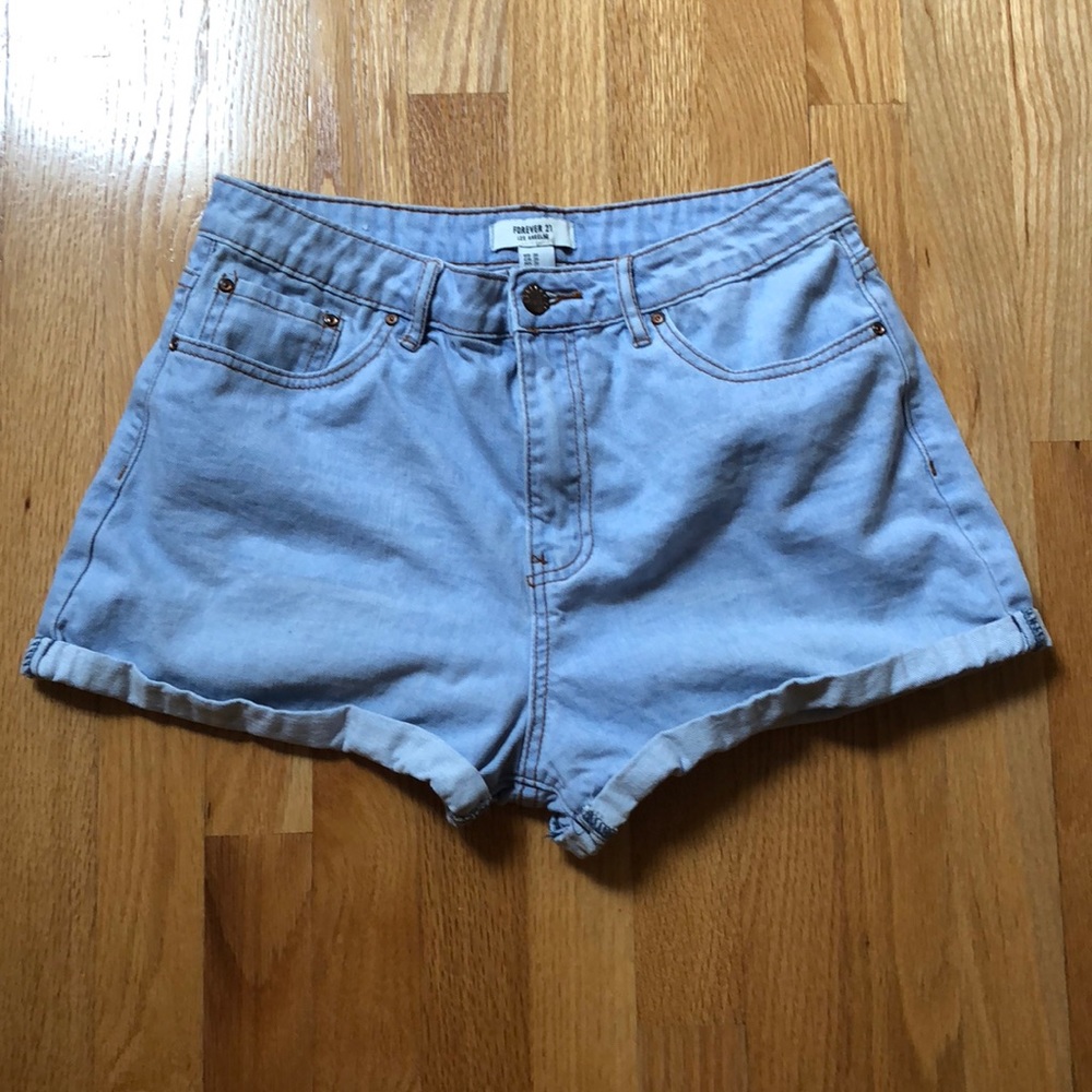 Lightwash jean shorts